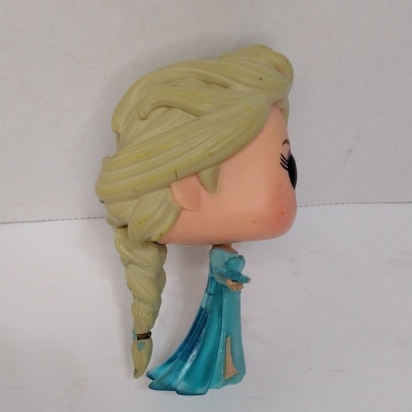 Funko POP Collectible Disney Frozen Elsa Action Figure - Picture 3 of 5